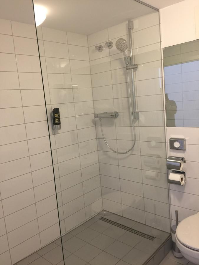 Hotel Central Hannover Exteriör bild